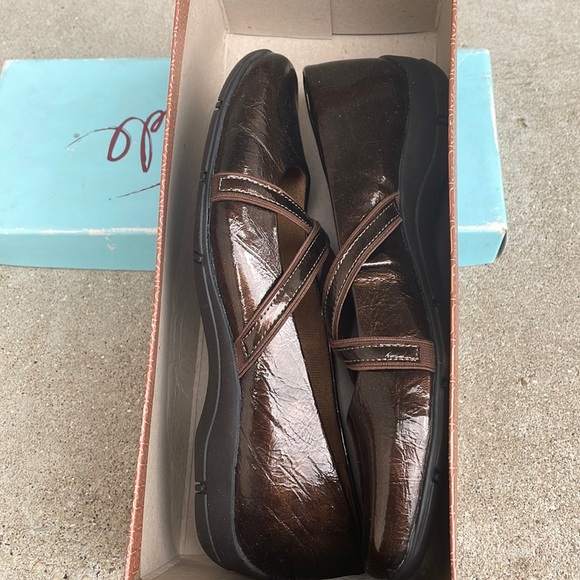 NWT Life Stride Bronze Devlin - Picture 5 of 6